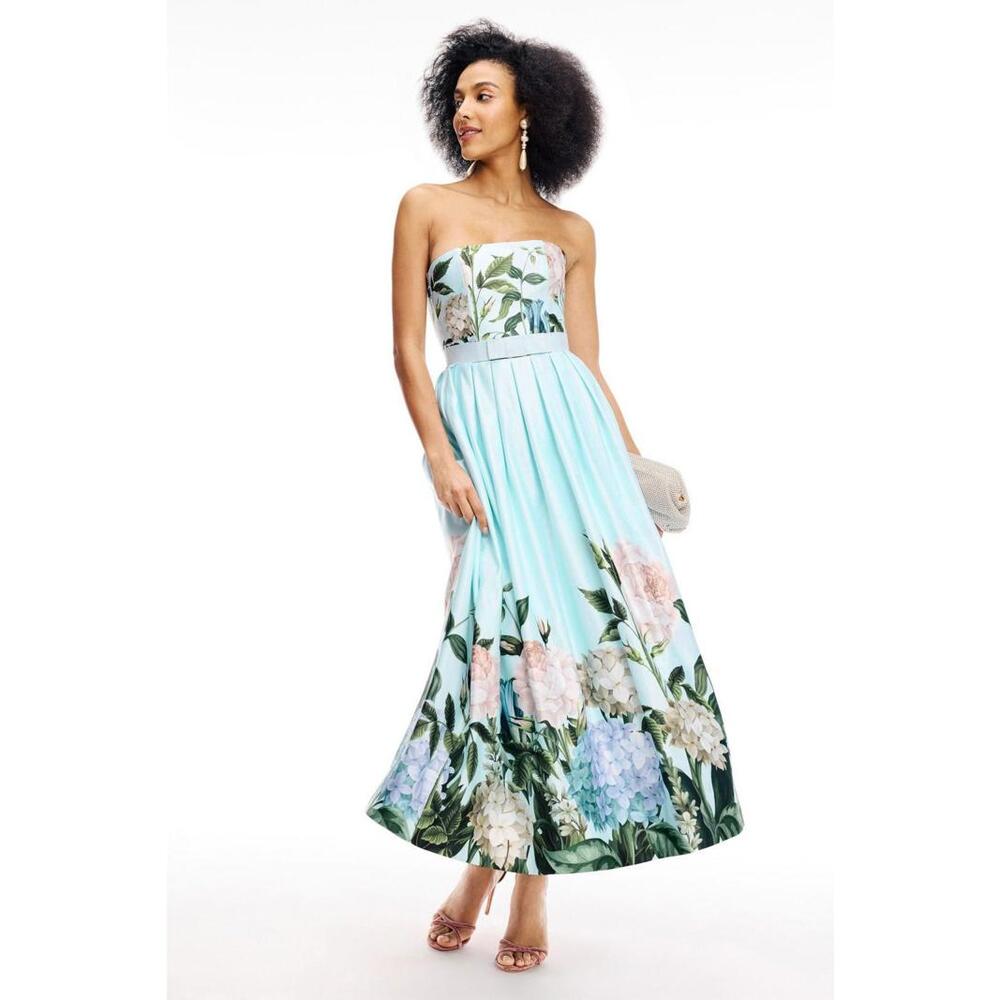 NISSA Blue Corset Style Hydrangea Gown Size 8 with Fabric Pull